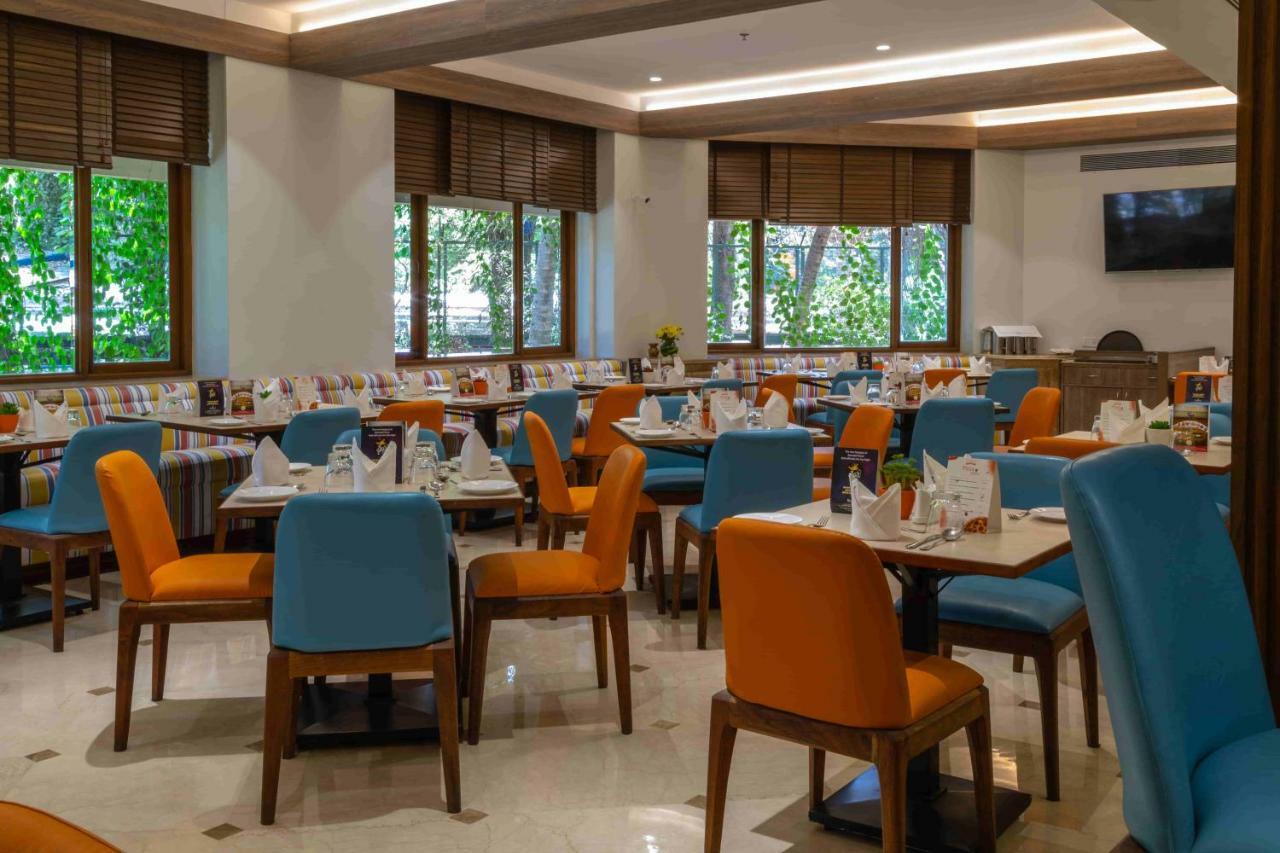 The Residence Hotel & Apartments Powai Mumbai Exterior photo